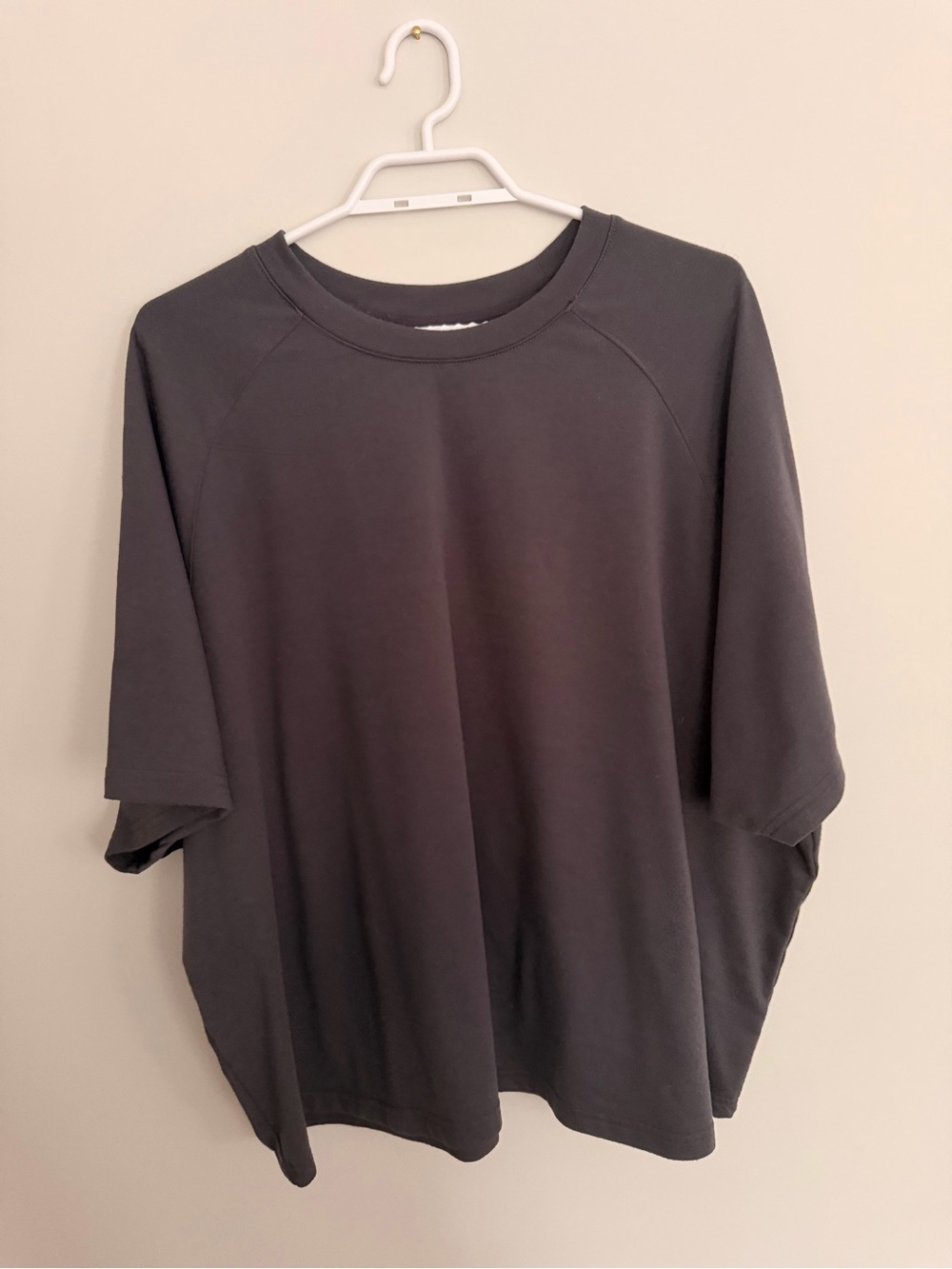 La Vie En Rose Oversized Crewneck T-Shirt in Dark Charcoal
